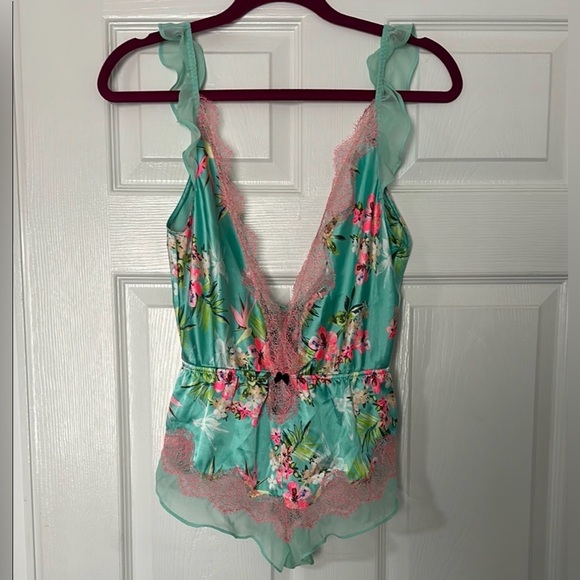 Victorias Secret Teddy Romper Y2K Tropical Print - Picture 2 of 10